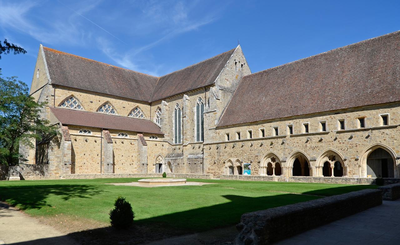 Hotel Des 4 Continents - Le Mans Saint Saturnin Bagian luar foto
